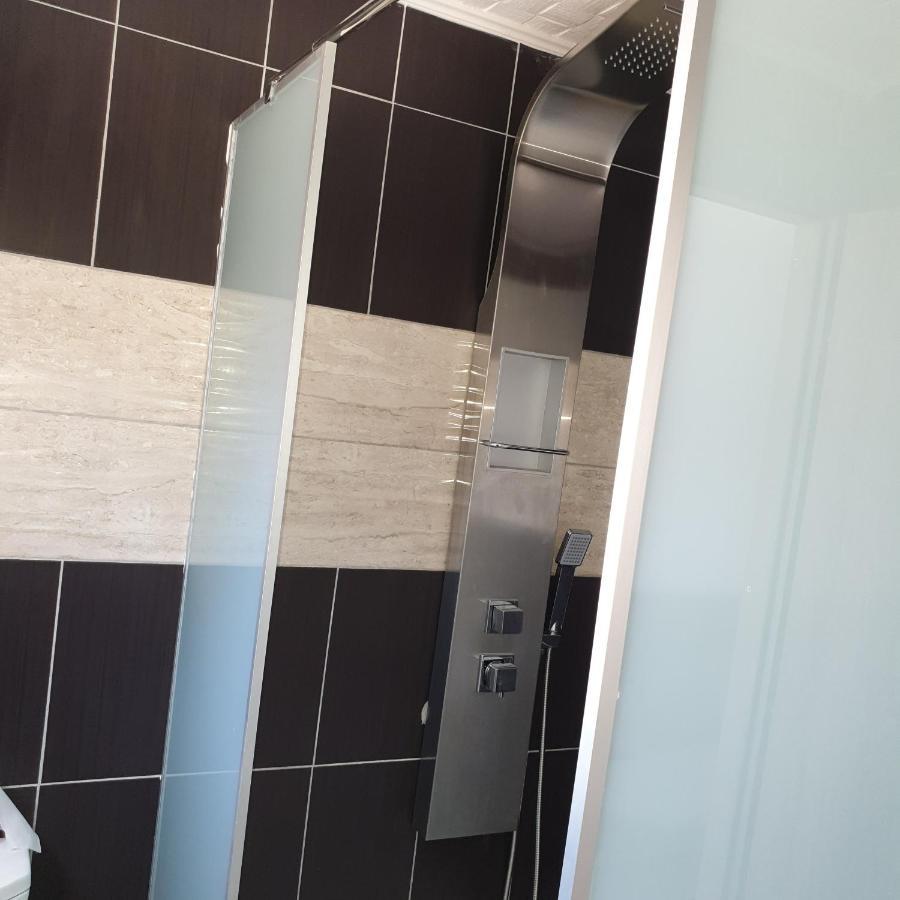 Ahoy Deluxe Apts Apartment Ayia Napa Bagian luar foto