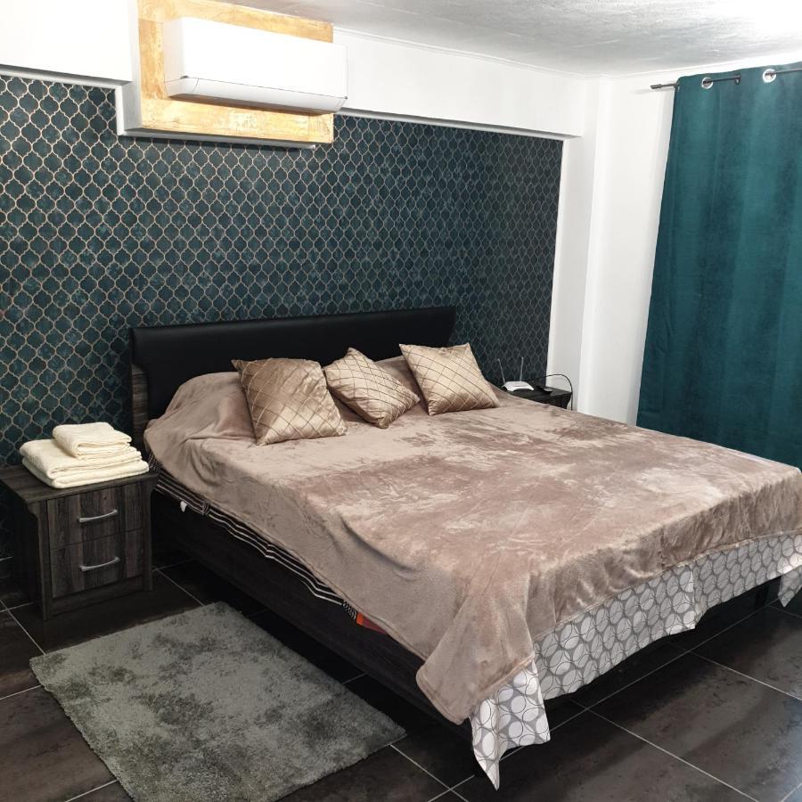 Ahoy Deluxe Apts Apartment Ayia Napa Bagian luar foto